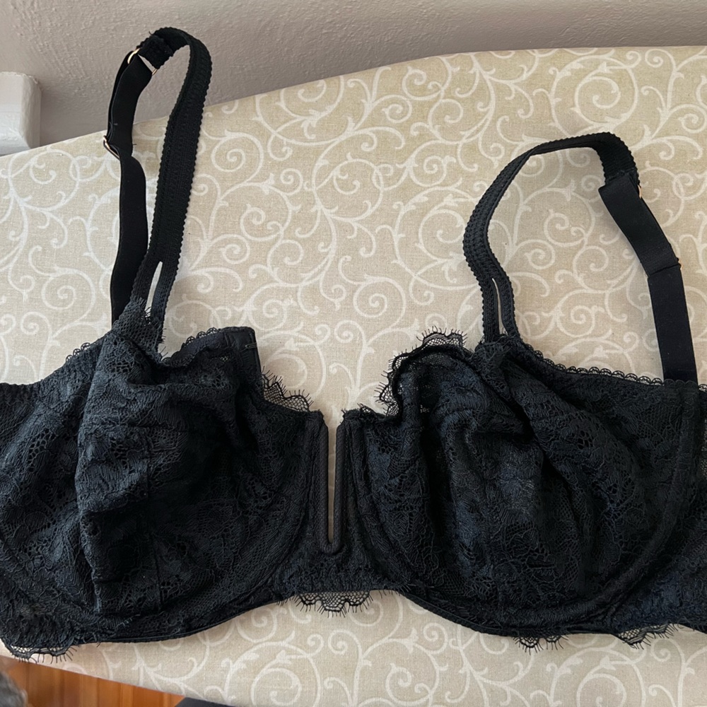 Auden 38DD bra